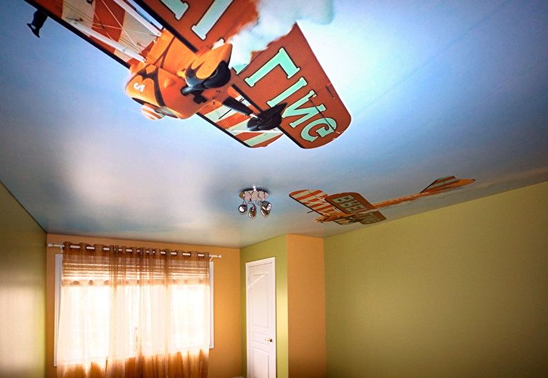 Plafond tendu satiné dans la chambre des enfants - impression photo