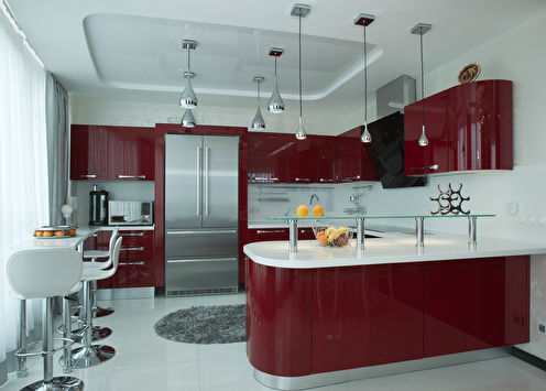 Rouge sur blanc: Intérieur de cuisine, Sotchi