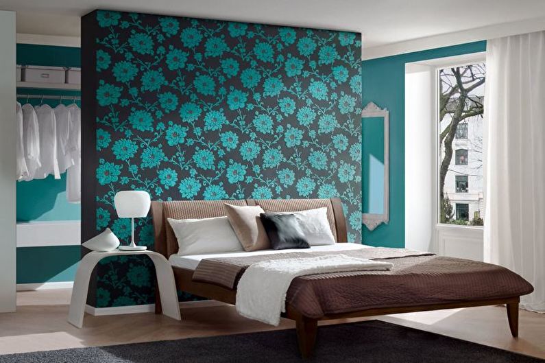 Tirkīza guļamistabas dizains - sienas dekorēšana
