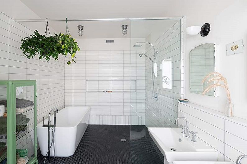 Balta bēniņu stila vannas istaba - interjera dizains