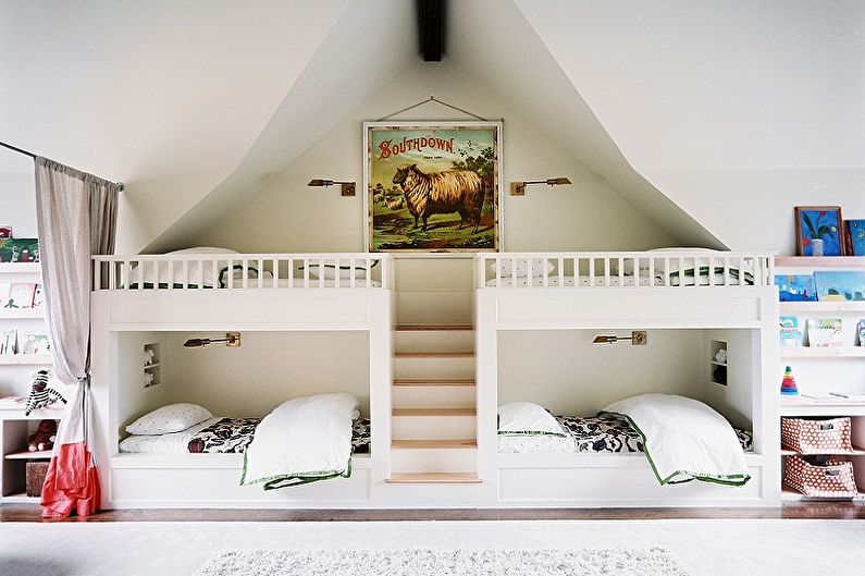 Bēniņu guļamistabas interjera dizains - foto